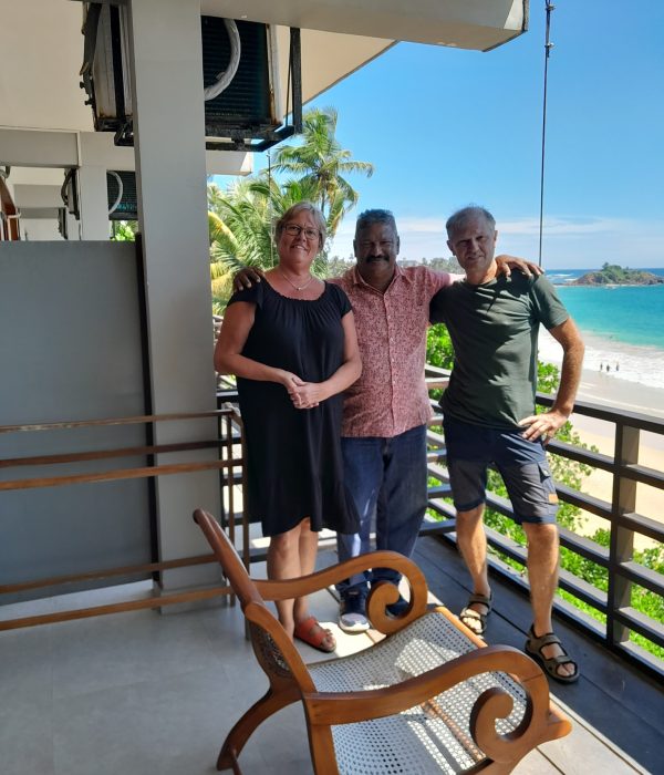 8aaf2b81-7c0a-4193-9832-ea92ba00c83e